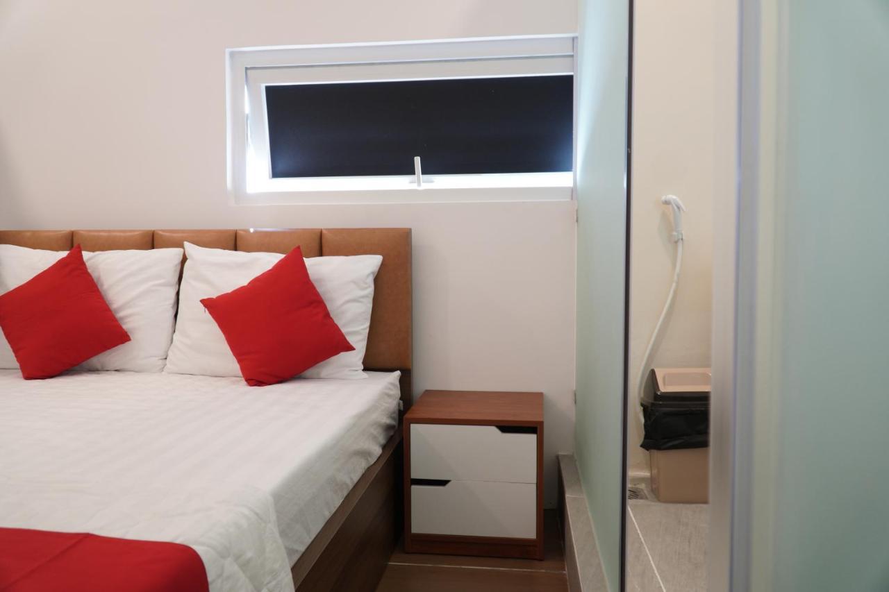 Hotel Hoa Huynh Ho Chi Minh City Exterior photo