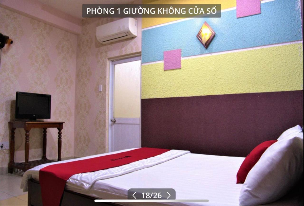 Hotel Hoa Huynh Ho Chi Minh City Exterior photo