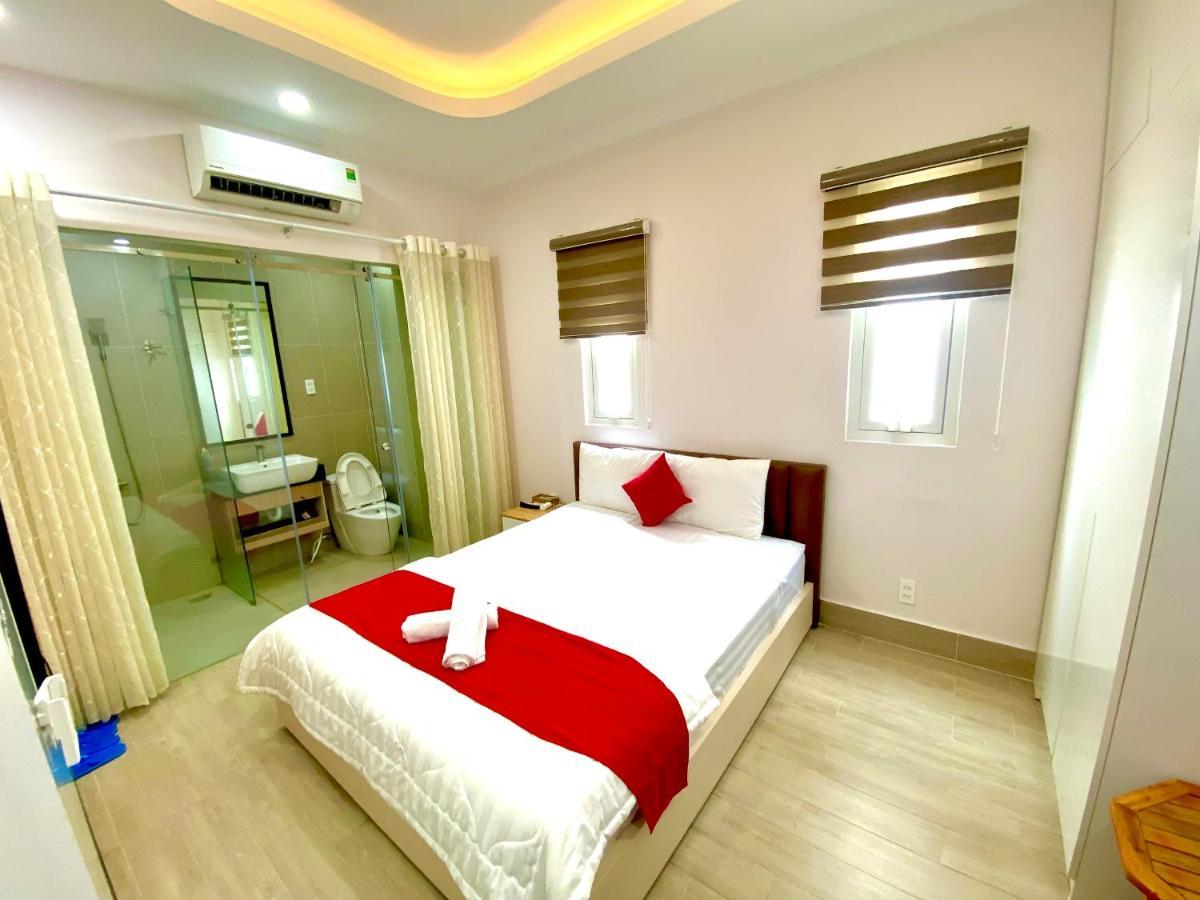 Hotel Hoa Huynh Ho Chi Minh City Exterior photo